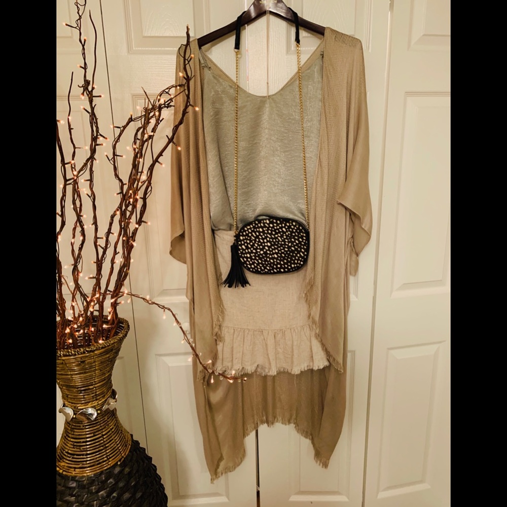 Francescas linen drape.